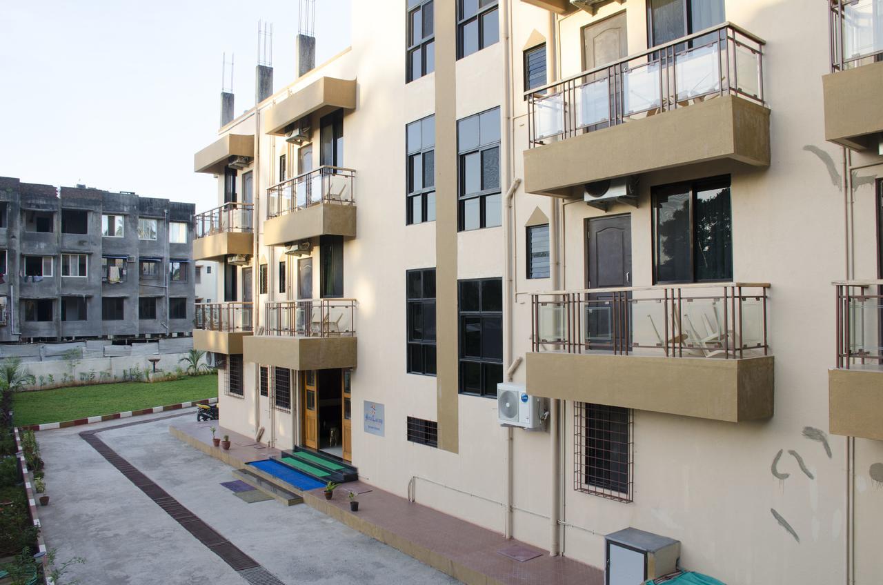 Hira Laxmi Residency Hotell Alībāg Exteriör bild